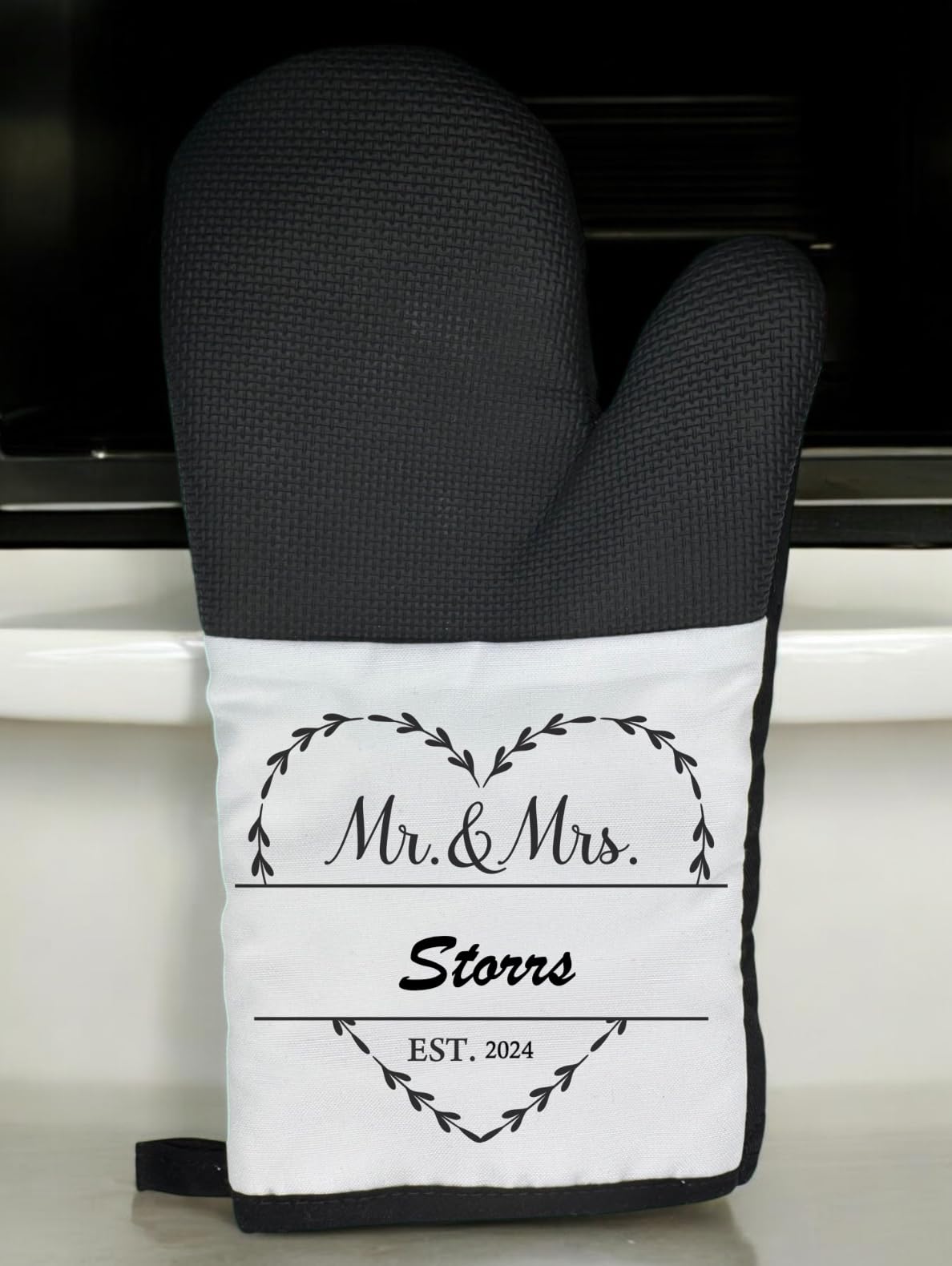 Personalised Mr & Mrs With established date Kitchen Oven Mit Present Gift Idea Chritstmas